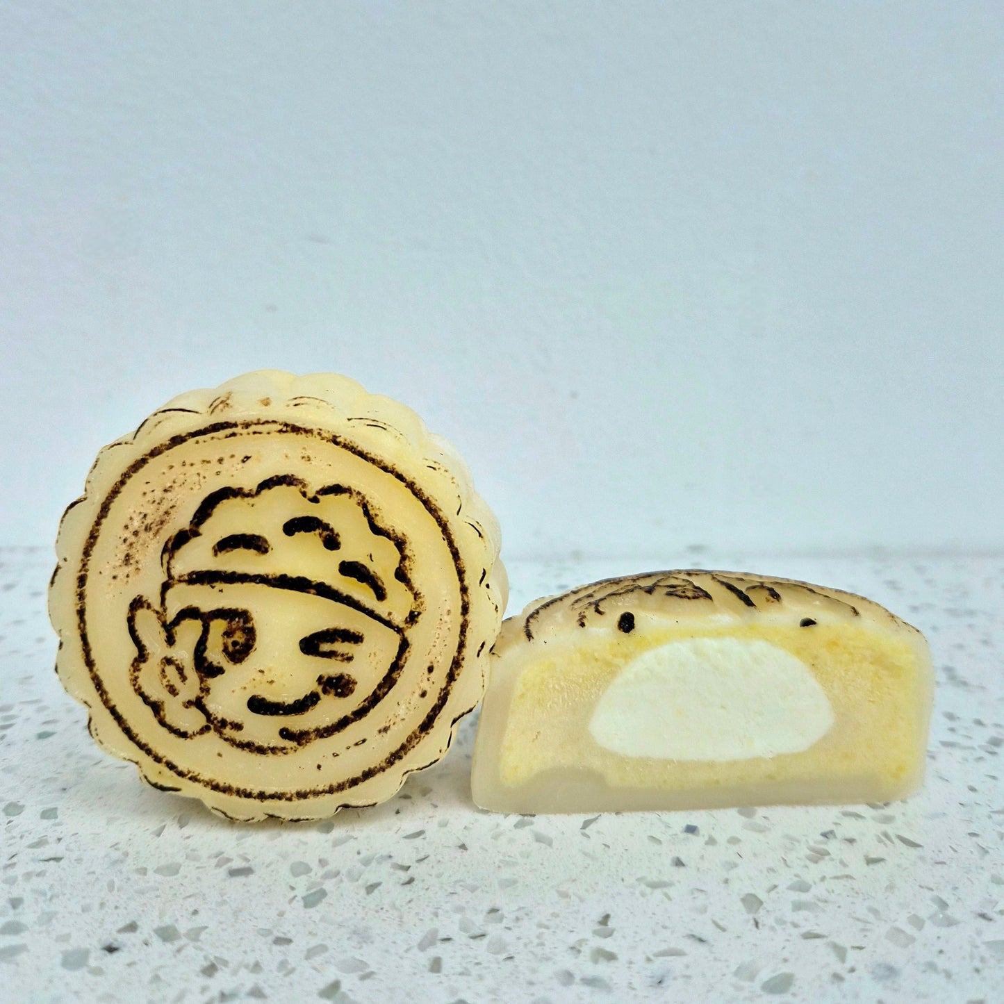 Great Fountain x Daan Go Baked Cheese Rice Mooncake