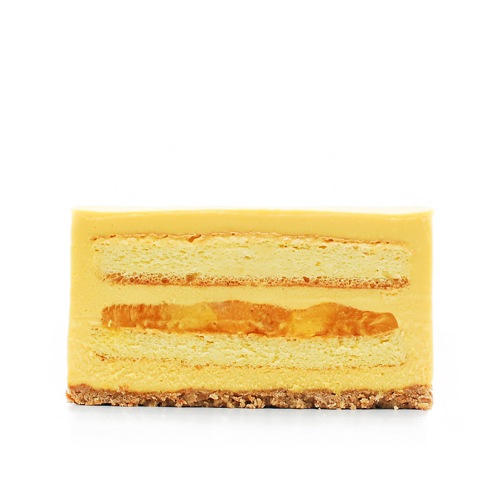 24K Mango Cake - Daan Go Cake Lab | Toronto