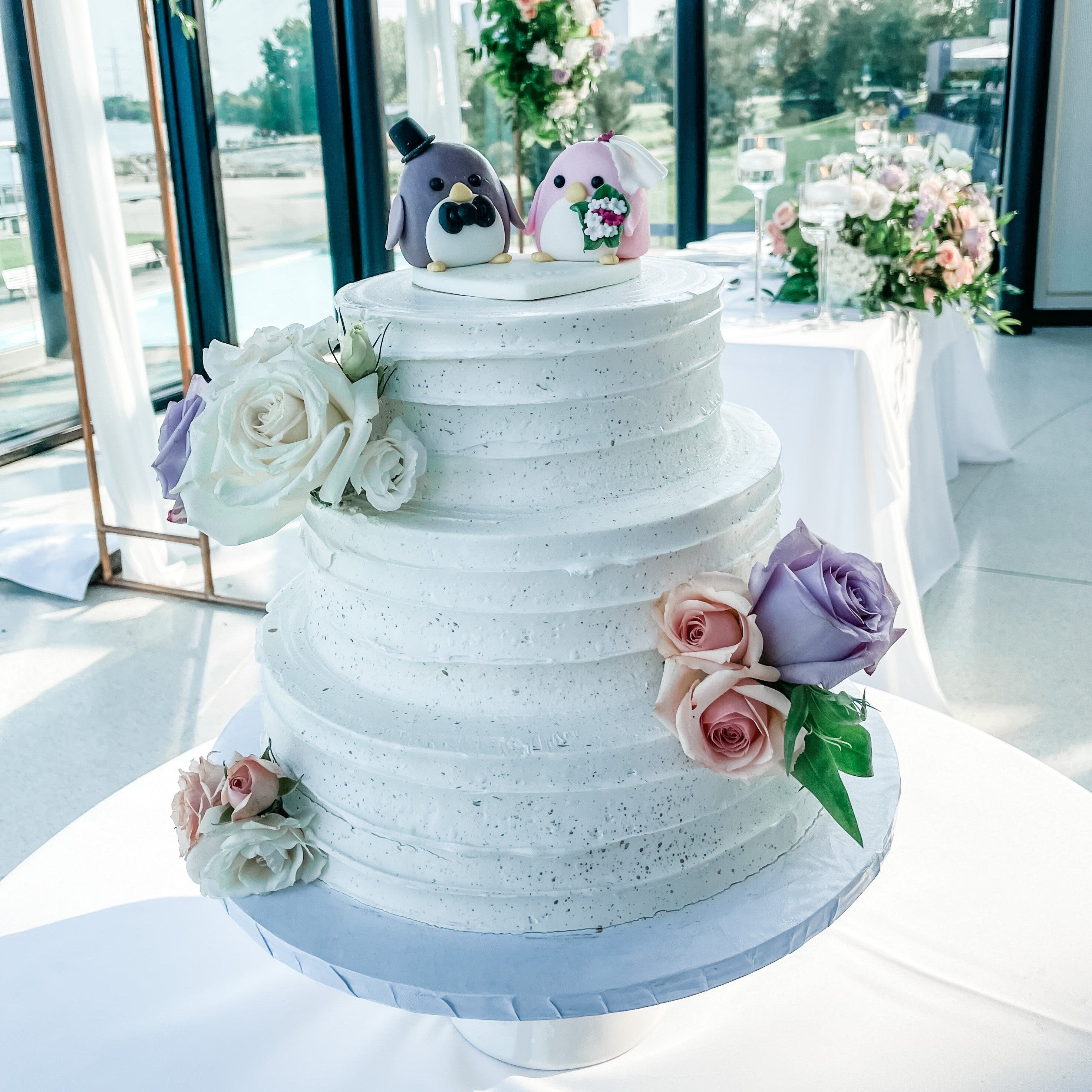 Wedding Cake (Buttercream, Rustic Ruffle)