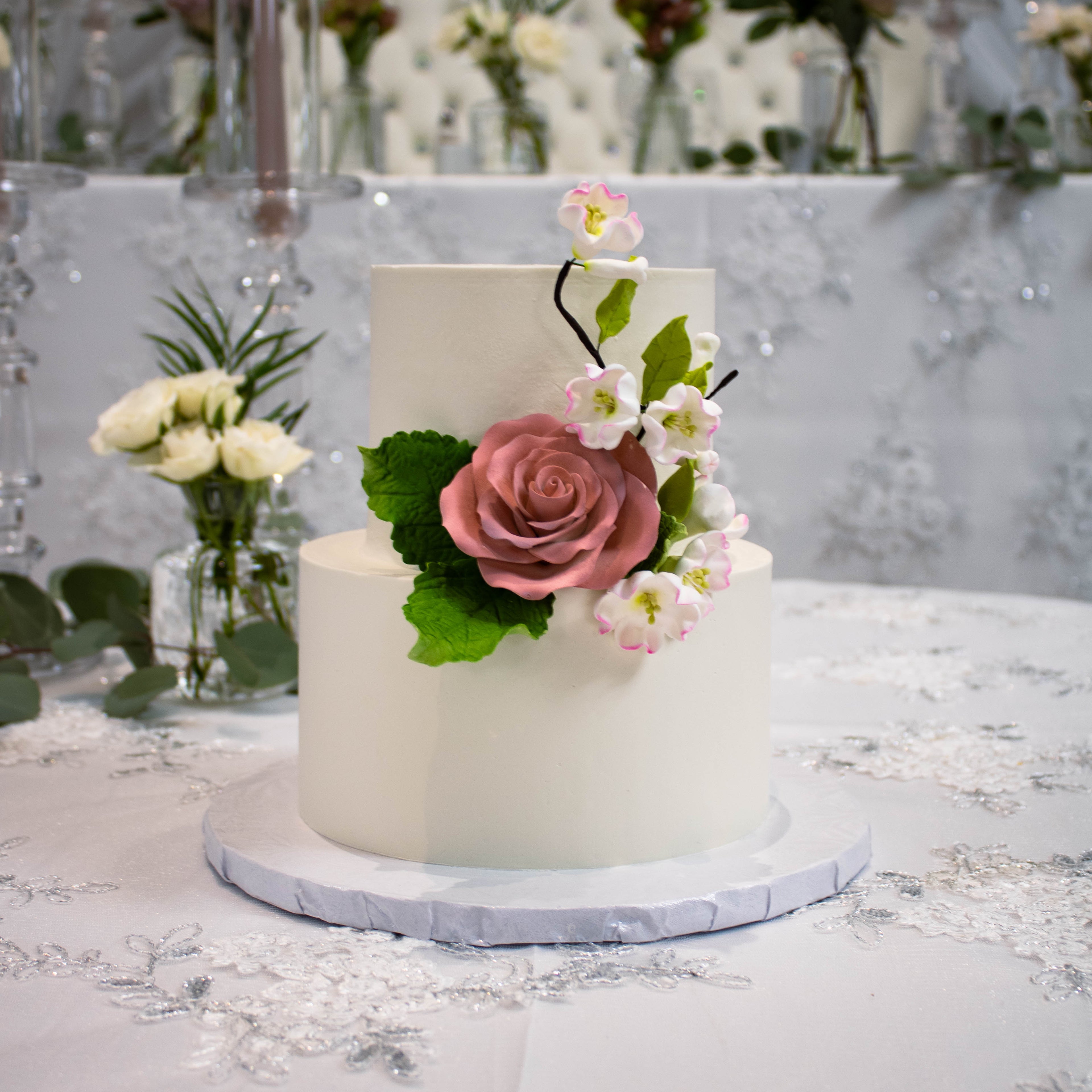 Wedding Cake (Buttercream, Smooth)