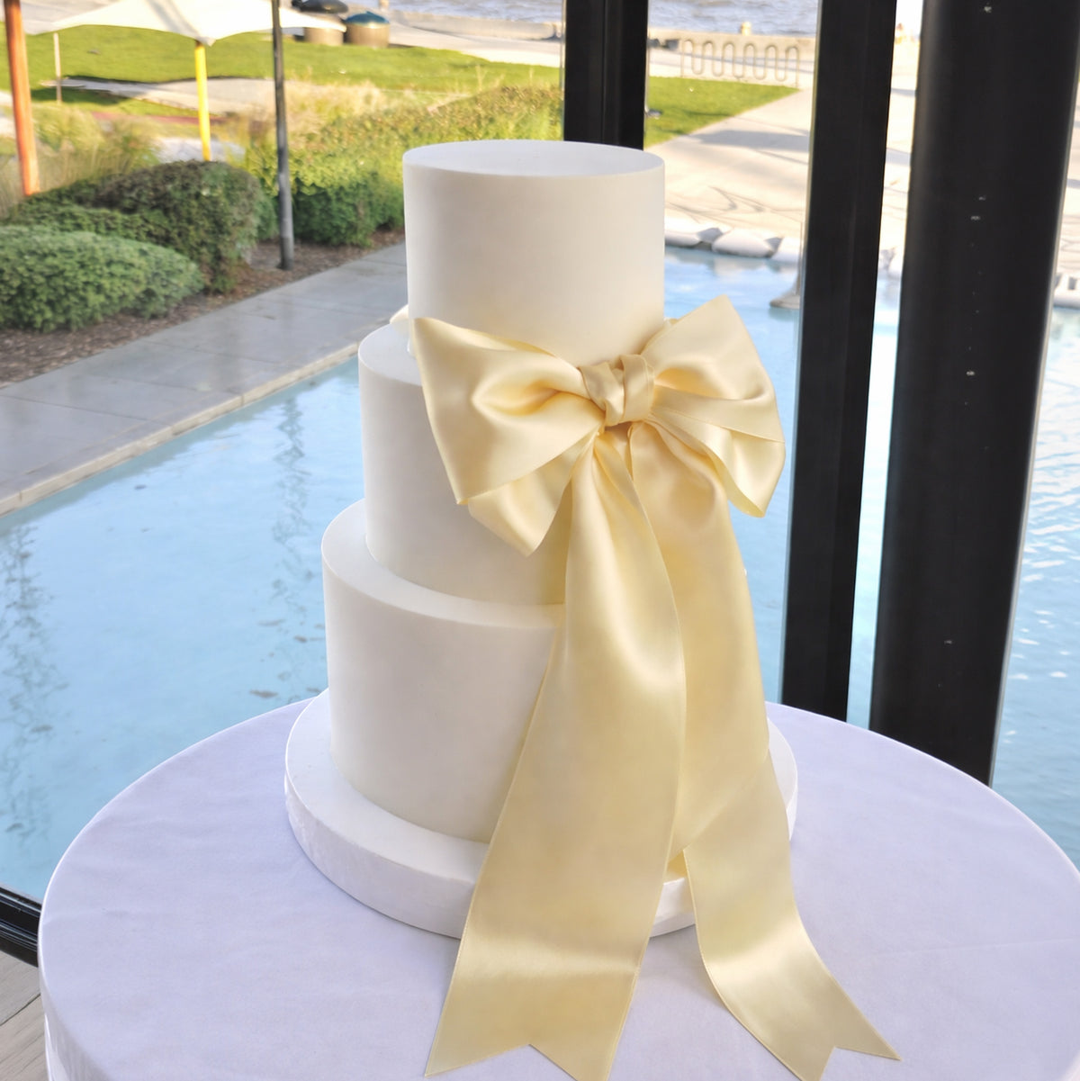 Champagne Ribbon Cake – Daan Go Cake Lab | Toronto