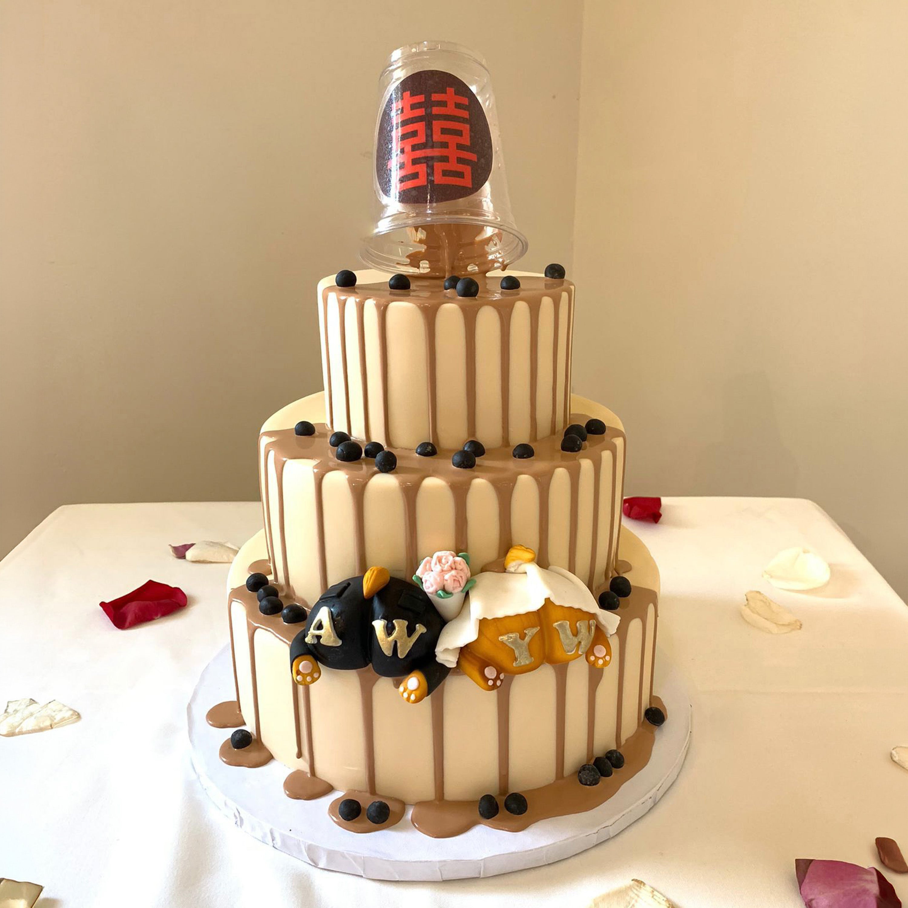 Wedding Cake (Fondant)