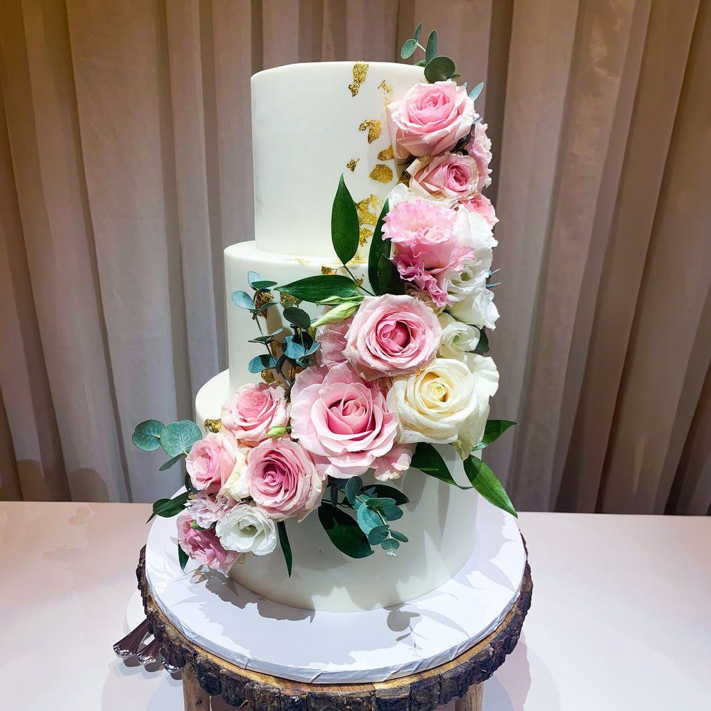 Wedding Cake (Fondant)
