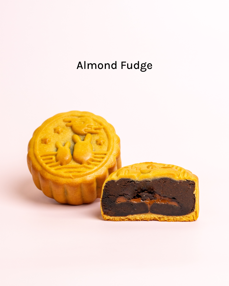 Almond Fudge Mooncake Set (Limited Edition)